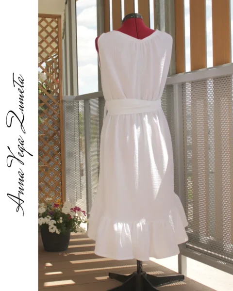 Sukienka z białego muślinu - #0059 © Atelier by Anna Vega Zumeta